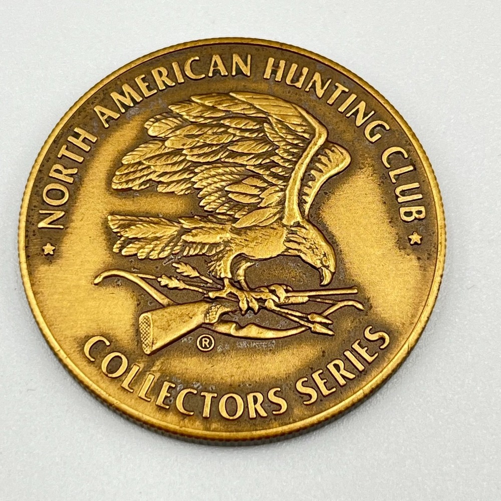 VTG North American Hunting Club Black Bear Collector Medallion Series 01 Coin